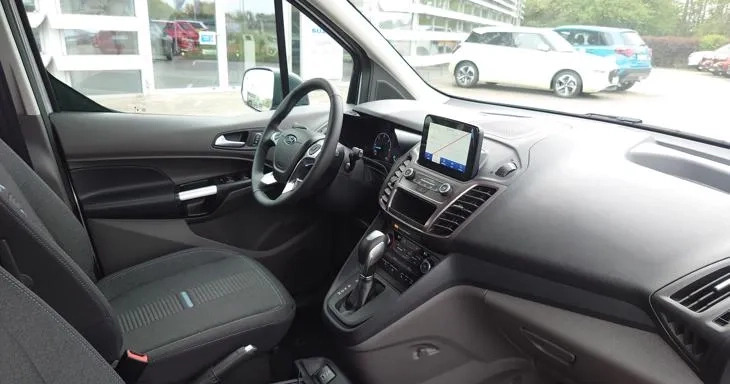 Ford Tourneo Connect cena 140452 przebieg: 10, rok produkcji 2023 z Tłuszcz małe 631